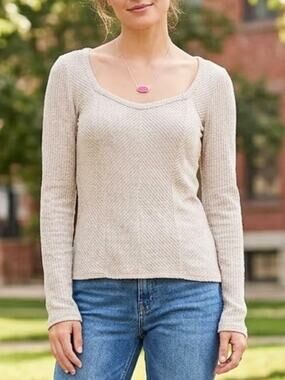 Oak & Trellis S Oatmeal Square Neck Top – Trendy Layering Essential NWT